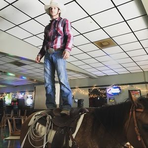 Meet your Posher, Damon